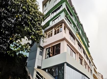 Dekeling Hotel