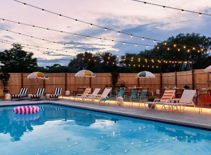 더 웨이파인더 호텔