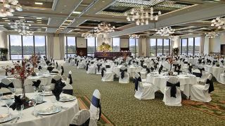 holiday-inn-portland-columbia-riverfront-an-ihg-hotel