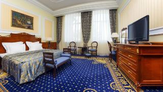 hotel-parus