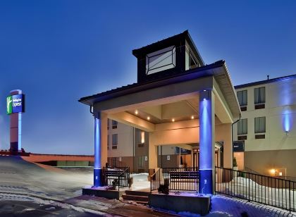 Holiday Inn Express OSAGE BCH - LAKE OF THE OZARKS by IHG