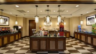 hampton-inn-and-suites-lake-placid