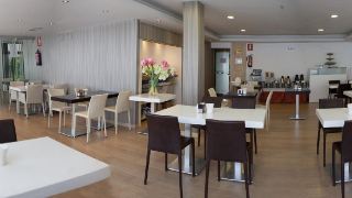 apartahotel-aguadulce
