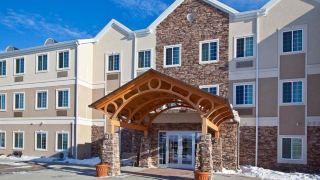 staybridge-suites-fargo