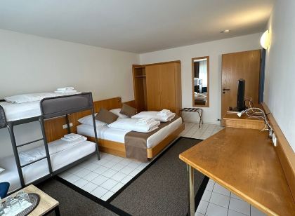 Elha Hotel