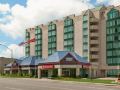 ramada-by-wyndham-niagara-falls-fallsview
