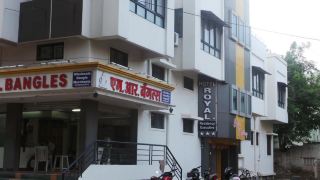 hotel-royal-residency-executive