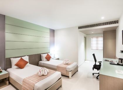 The Lotus Apartment Hotel, Burkit Road