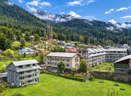 WoodStock Hotel