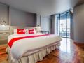 oyo-1042-boon-s-residence-sathorn