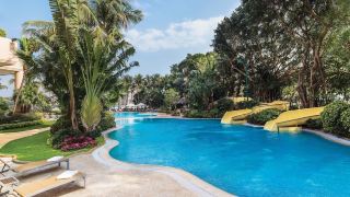 hong-kong-gold-coast-hotel