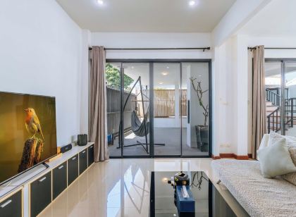 3BR Pool Villa Near Boat Avenue V303
