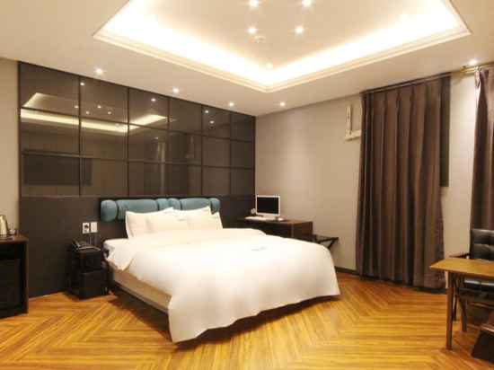 호텔스미스 (Hotel Smith) Rooms