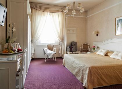 Hotel Ercolini & Savi