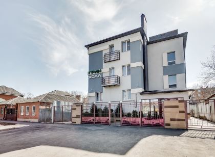 Green Hall Apartments