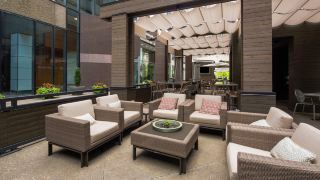 doubletree-by-hilton-hotel-nashville-downtown