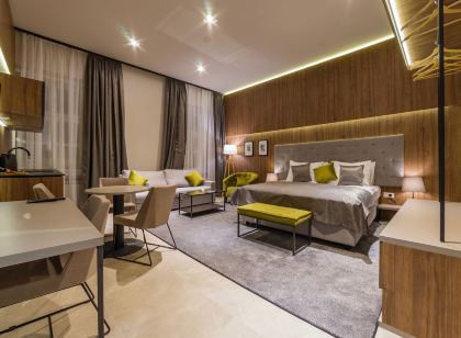 Dežman Luxury Center