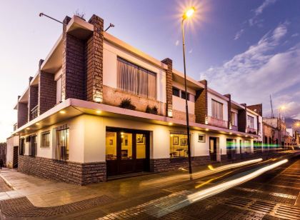 阿雷奇帕康德萊莫斯飯店