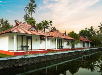 Palmgrove Lake Resort