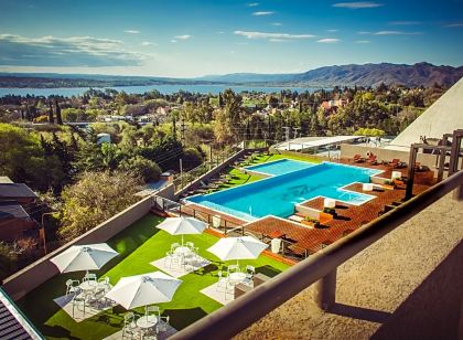 Eleton Resort & Spa