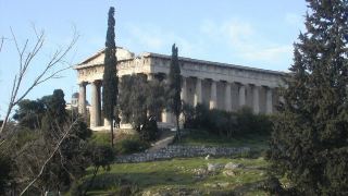 enattica-monastiraki-living