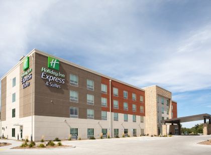 Holiday Inn Express & Suites STERLING by IHG