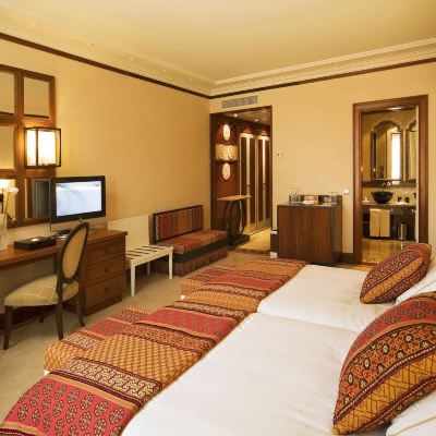 Suite Suite Grande Real Villa Italia Promo Code