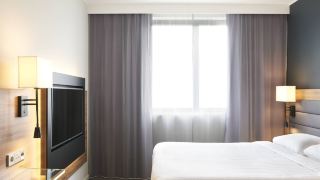 moxy-aberdeen-airport
