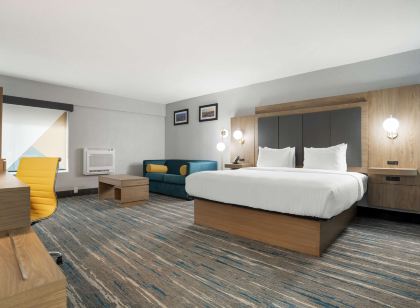 Best Western Plus Mobile Inn Suites