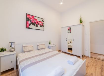 Real Apartments Anker