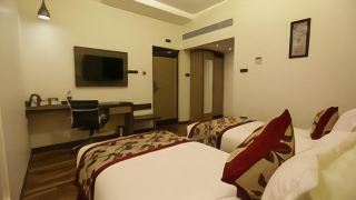 the-spin-hotel