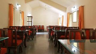 hotel-narayan-sarovar