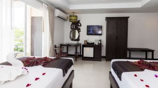 silver-resortel