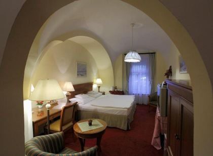 Hotel Romantik Eger
