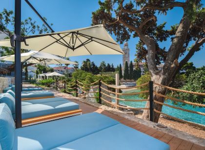 Beach Bay Hvar Hotel