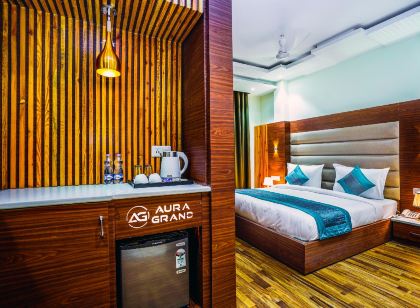 Hotel Aura Grand by Levelup Hotels