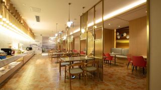 orange-hotel-chongqing-jiefangbei-pedestrian-street