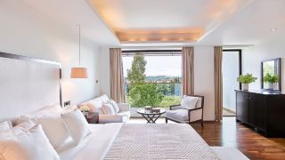 vouliagmeni-suites