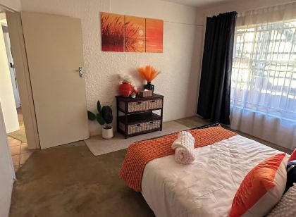 Retro at The Vaal - Entire Flat