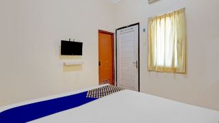 oyo-90269-hotel-indorasa-2