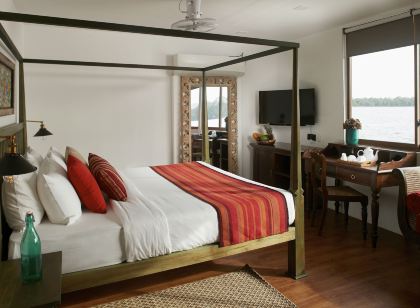 Flow by the Amber Collection - Luxury River Cruises in Sri Lanka