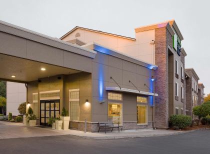 Holiday Inn Express & Suites HOOD RIVER by IHG