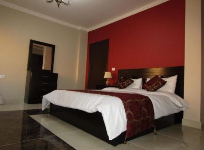 Petra Monastery Tourist Hotel