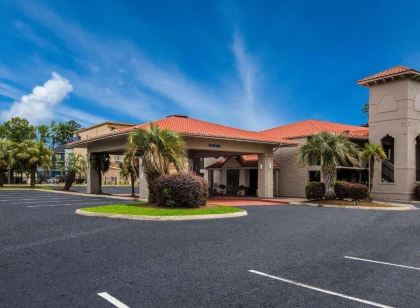 수퍼 8 바이 윈덤 서배너