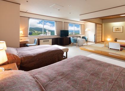 Kusatsu-Onsen Hotel Resort(12/25rebrand~ Kamenoi Hotel Kusatsu Resort)