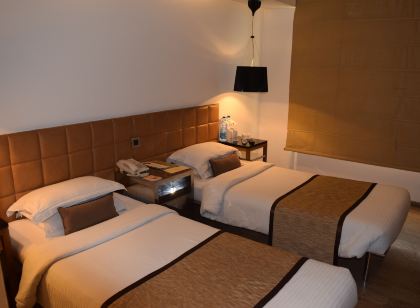 Hotel Palace Heights