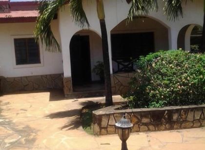 Inchi Raha Cottages