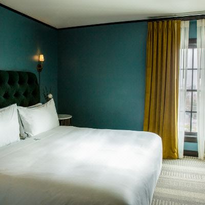 Premier Suite, 1 Bedroom, Accessible (Collector's) Premier Suite, 1 Bedroom, Accessible (Collector's) Emeline Promo Code
