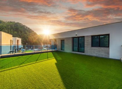 Chuncheon Roro Kids Pool Villa Resort
