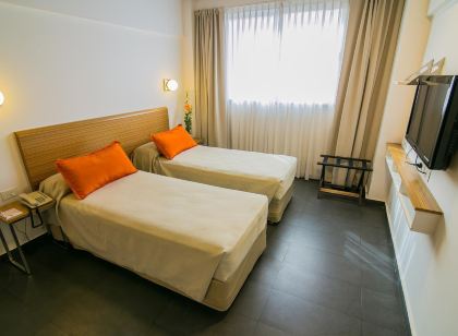 Roberta Rosa de Fontana Suites
